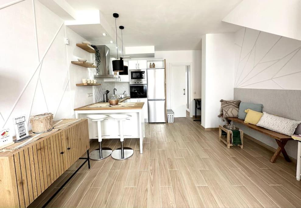 شقة El Cocotero By The Sea, Desk,300Mb Fiber And Terrace Cotillo المظهر الخارجي الصورة